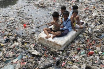 MajkaBaur_India_Delhi_Plastic Waste_Children
